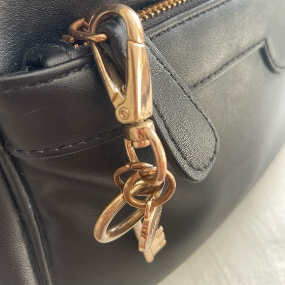 Guess Kimball Backpack - Picture 4 of 10